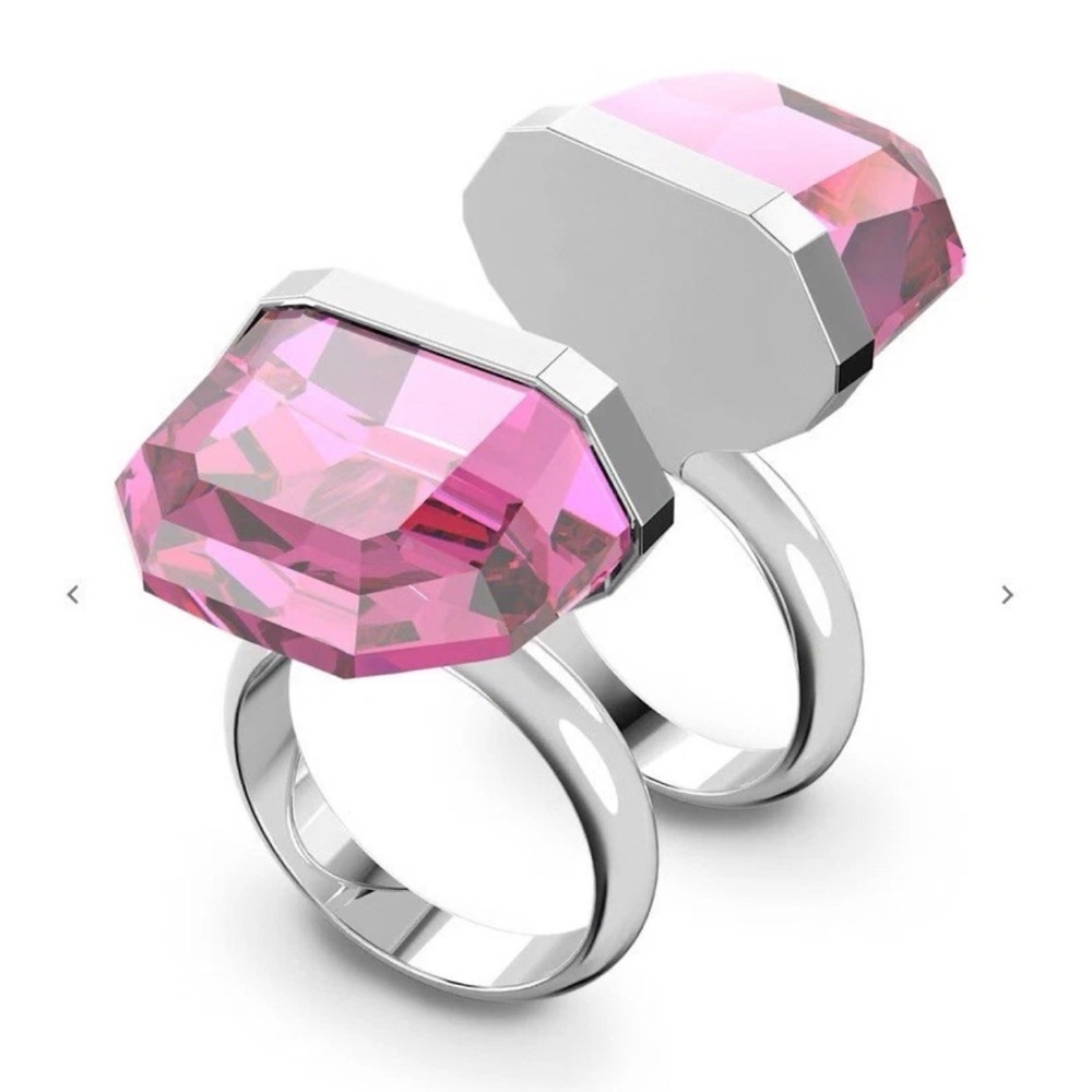 NWT Swarovski Elegant Pink and Silver Ring.